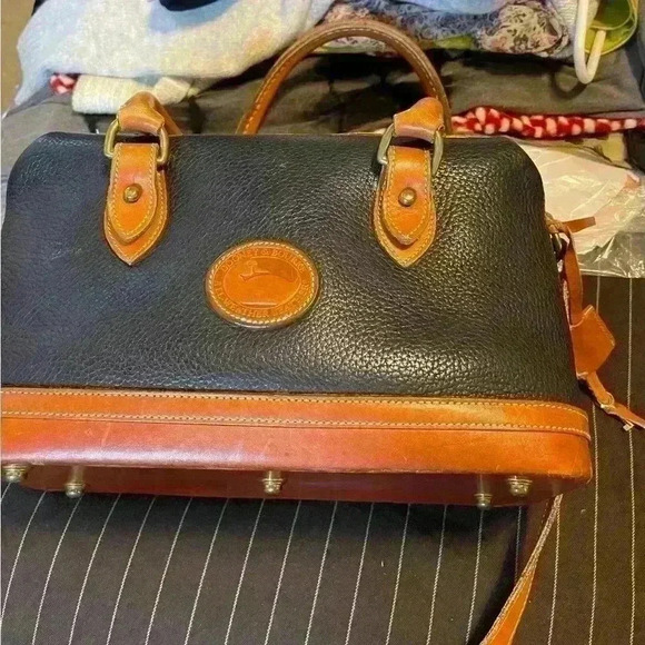 Dooney & Bourke Vintage Doctor Satchel - Picture 1 of 14